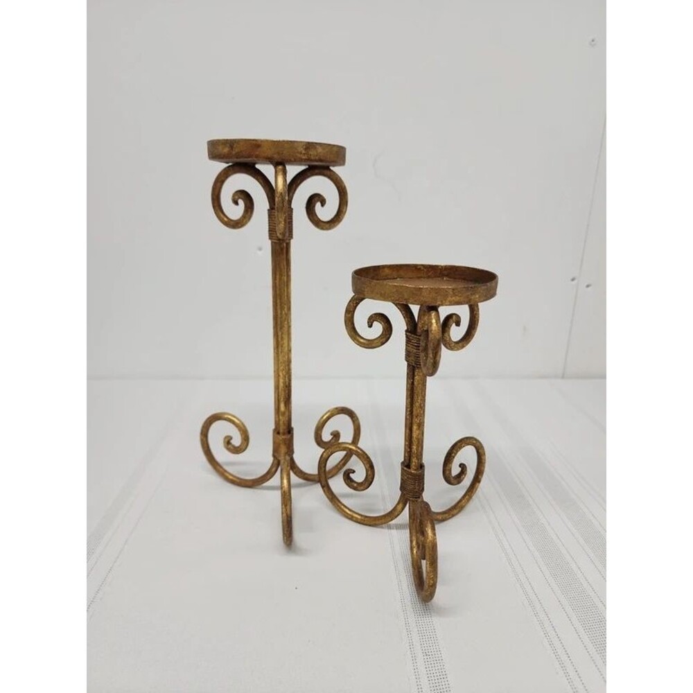 Antiqued Gold Finish White Barn Pillar Candle Holders